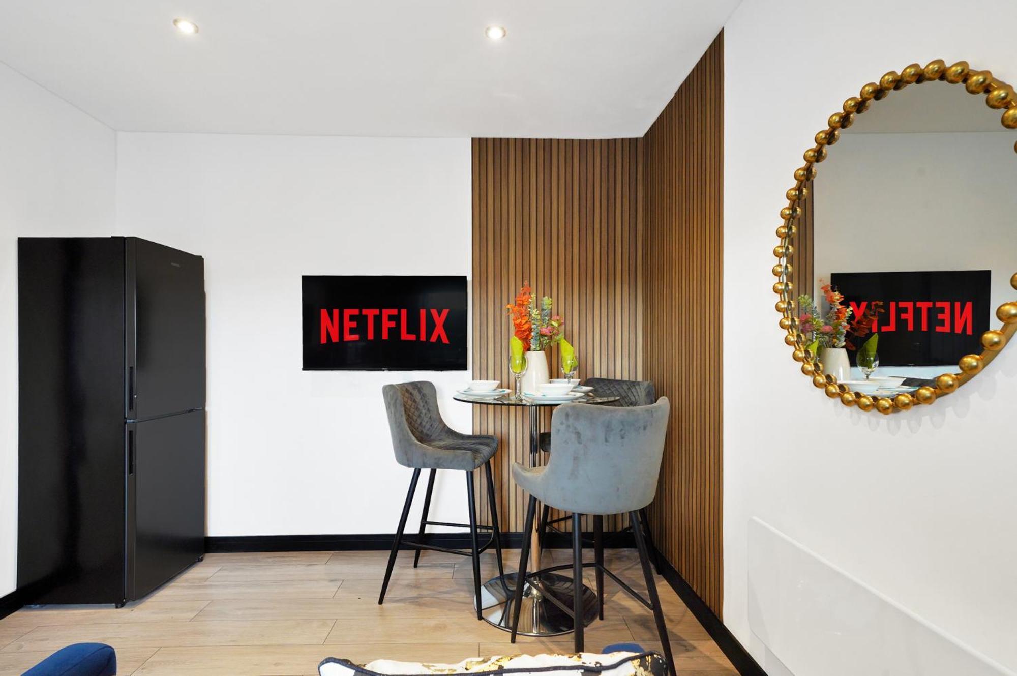 30 Percent Off! Boutique Penthouse In Yorkshire - Floor Castleford